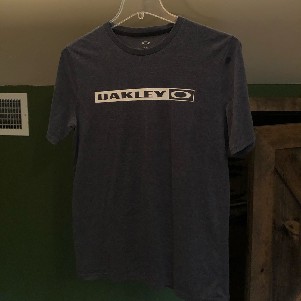 Men’s tee